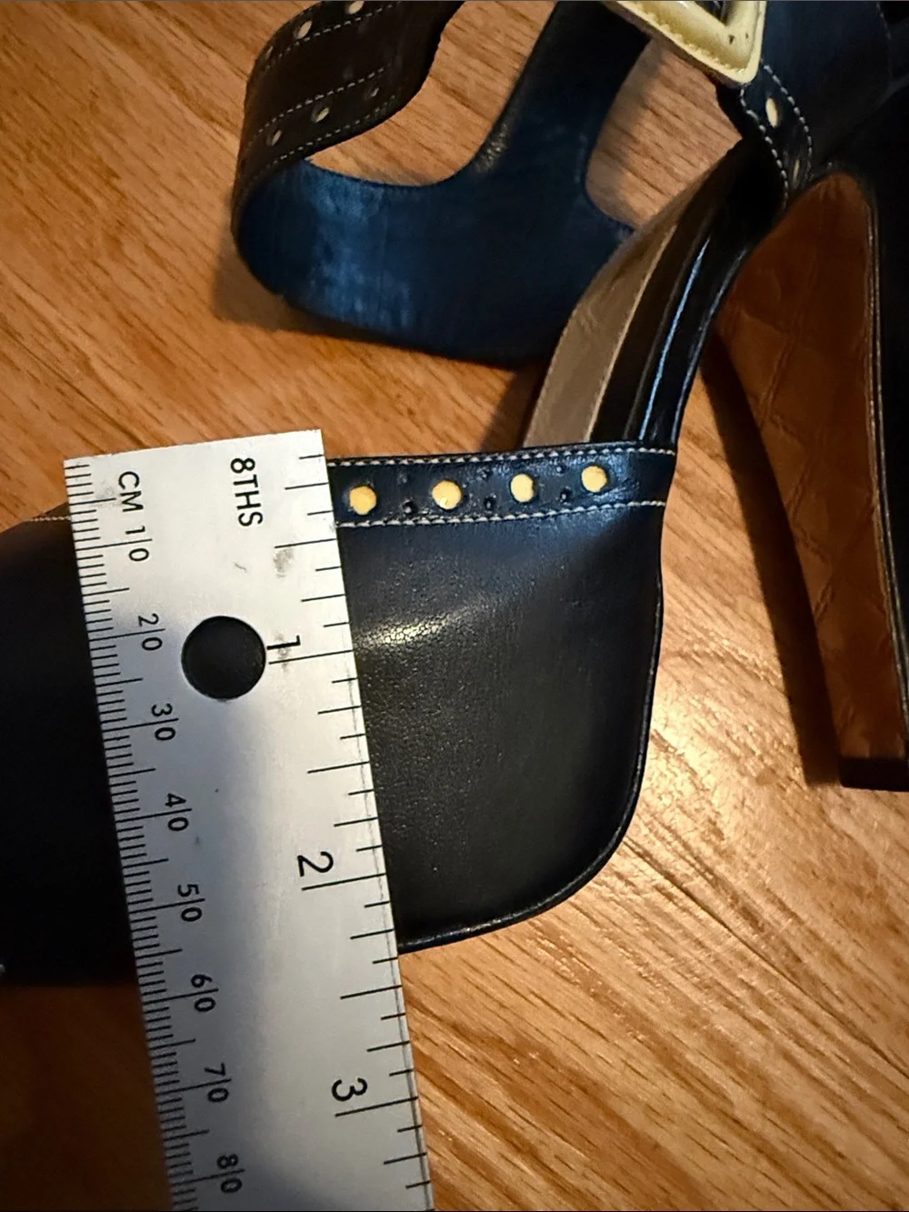 L.A.M.B. Gwen Stefani Vintage Black Leather Polka Dot Mary Jane Heels Size 9.5 M
